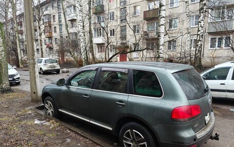 Volkswagen Touareg III, 2003 год, 550 000 рублей, 5 фотография