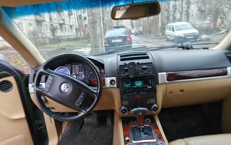 Volkswagen Touareg III, 2003 год, 550 000 рублей, 6 фотография