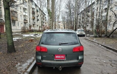 Volkswagen Touareg III, 2003 год, 550 000 рублей, 4 фотография