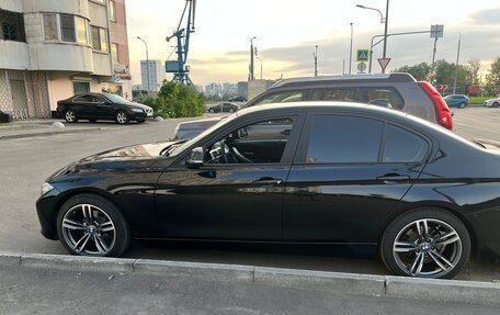 BMW 3 серия, 2014 год, 1 950 000 рублей, 13 фотография