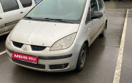 Mitsubishi Colt VI рестайлинг, 2006 год, 550 000 рублей, 4 фотография