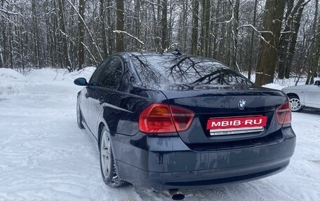 BMW 3 серия, 2005 год, 950 000 рублей, 7 фотография