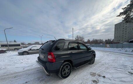 KIA Sportage II, 2010 год, 900 000 рублей, 3 фотография