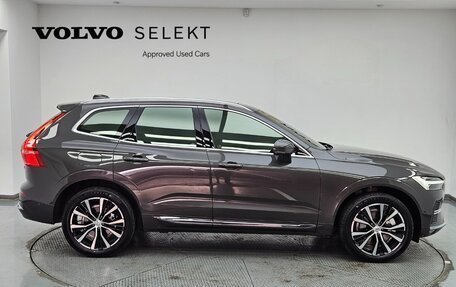 Volvo XC60 II, 2023 год, 7 100 000 рублей, 3 фотография