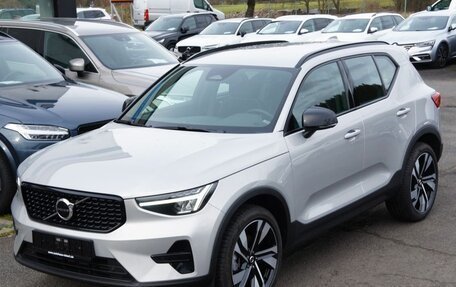 Volvo XC40 I, 2024 год, 4 950 000 рублей, 2 фотография