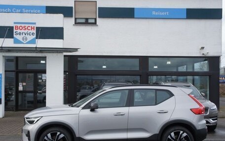 Volvo XC40 I, 2024 год, 4 950 000 рублей, 3 фотография