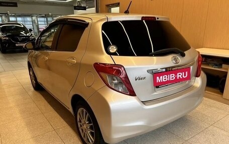 Toyota Vitz, 2012 год, 880 000 рублей, 6 фотография