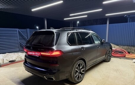 BMW X7, 2022 год, 11 500 000 рублей, 2 фотография