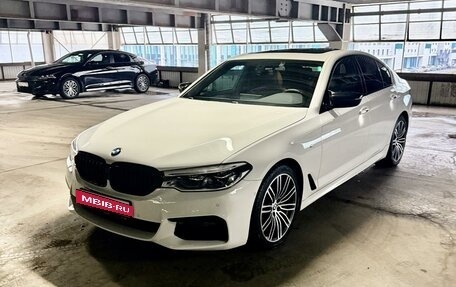 BMW 5 серия, 2018 год, 4 280 000 рублей, 2 фотография