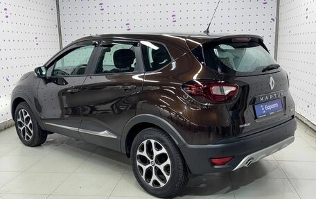 Renault Kaptur I рестайлинг, 2017 год, 1 730 000 рублей, 4 фотография