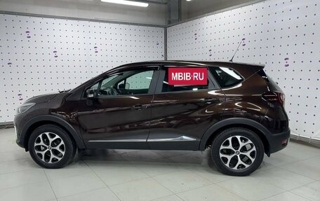 Renault Kaptur I рестайлинг, 2017 год, 1 730 000 рублей, 7 фотография