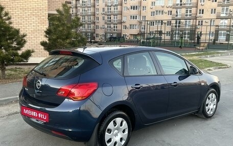 Opel Astra J, 2011 год, 937 000 рублей, 3 фотография