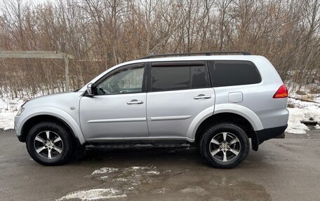 Mitsubishi Pajero Sport II рестайлинг, 2011 год, 1 550 000 рублей, 3 фотография