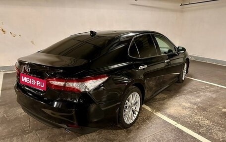 Toyota Camry, 2020 год, 3 350 000 рублей, 7 фотография