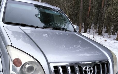 Toyota Land Cruiser Prado 120 рестайлинг, 2006 год, 1 200 000 рублей, 2 фотография