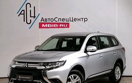 Mitsubishi Outlander III рестайлинг 3, 2019 год, 2 289 000 рублей, 1 фотография