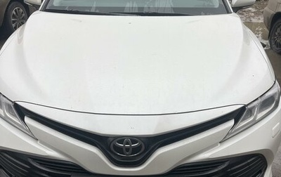 Toyota Camry, 2018 год, 2 700 000 рублей, 1 фотография