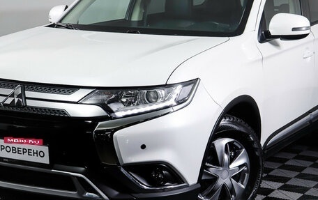 Mitsubishi Outlander III рестайлинг 3, 2020 год, 2 449 000 рублей, 24 фотография