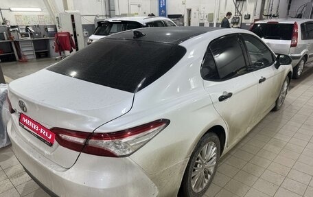 Toyota Camry, 2019 год, 2 900 000 рублей, 2 фотография