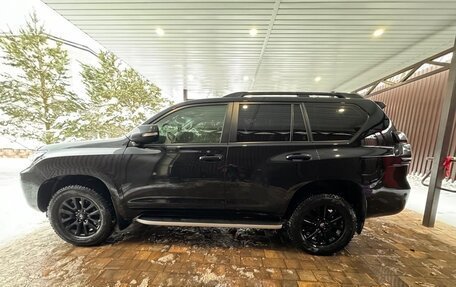 Toyota Land Cruiser Prado 150 рестайлинг 2, 2021 год, 5 400 000 рублей, 6 фотография