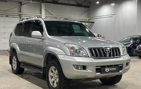 Toyota Land Cruiser Prado 120 рестайлинг, 2006 год, 1 890 000 рублей, 3 фотография