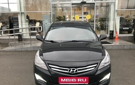 Hyundai Solaris II рестайлинг, 2014 год, 1 100 000 рублей, 2 фотография