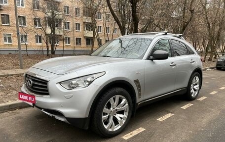 Infiniti FX II, 2012 год, 2 150 000 рублей, 2 фотография