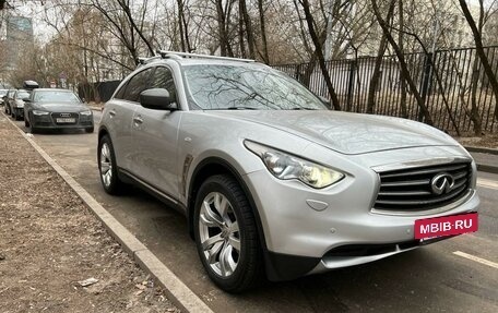 Infiniti FX II, 2012 год, 2 150 000 рублей, 9 фотография