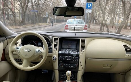 Infiniti FX II, 2012 год, 2 150 000 рублей, 27 фотография