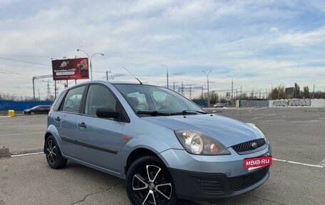 Ford Fiesta, 2006 год, 600 000 рублей, 2 фотография