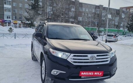 Toyota Highlander III, 2011 год, 2 000 000 рублей, 11 фотография