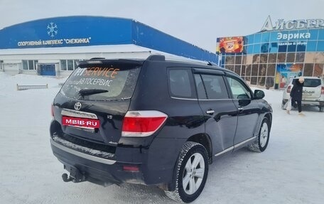 Toyota Highlander III, 2011 год, 2 000 000 рублей, 14 фотография