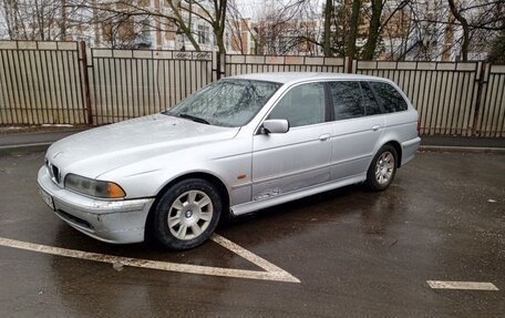 BMW 5 серия, 2001 год, 490 000 рублей, 4 фотография