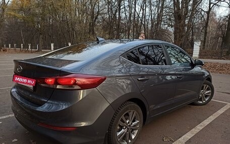 Hyundai Elantra VI рестайлинг, 2018 год, 1 600 000 рублей, 4 фотография