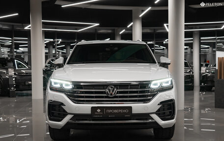 Volkswagen Touareg III, 2019 год, 6 350 000 рублей, 3 фотография