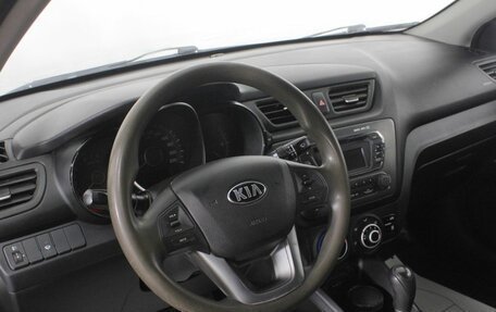 KIA Rio III рестайлинг, 2013 год, 899 000 рублей, 13 фотография