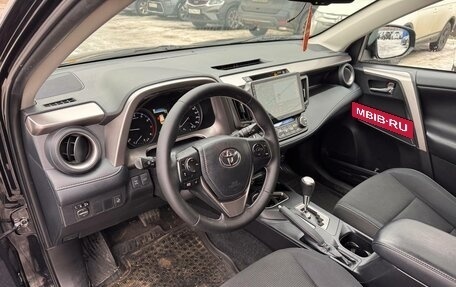 Toyota RAV4, 2018 год, 2 656 000 рублей, 5 фотография