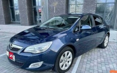 Opel Astra J, 2011 год, 800 000 рублей, 1 фотография