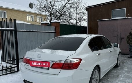 Honda Accord IX рестайлинг, 2013 год, 1 650 000 рублей, 4 фотография