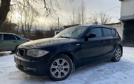 BMW 1 серия, 2006 год, 850 000 рублей, 3 фотография