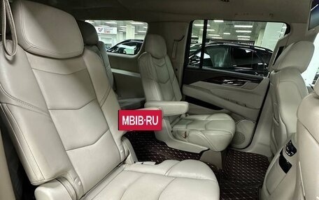 Cadillac Escalade IV, 2015 год, 4 999 000 рублей, 15 фотография