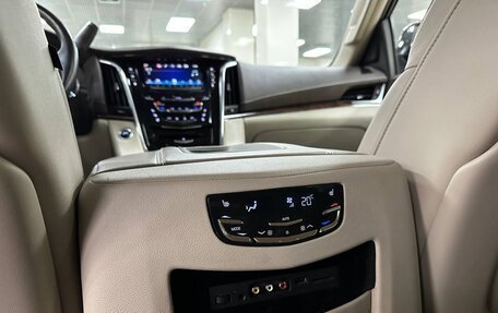 Cadillac Escalade IV, 2015 год, 4 999 000 рублей, 34 фотография