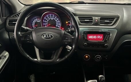 KIA Rio III рестайлинг, 2015 год, 850 000 рублей, 10 фотография