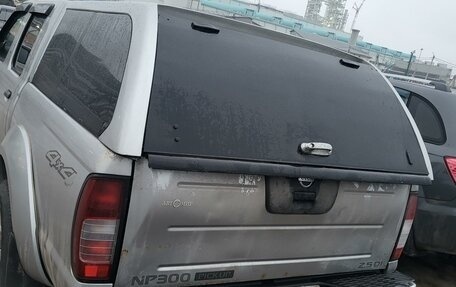 Nissan NP300, 2008 год, 1 200 000 рублей, 2 фотография