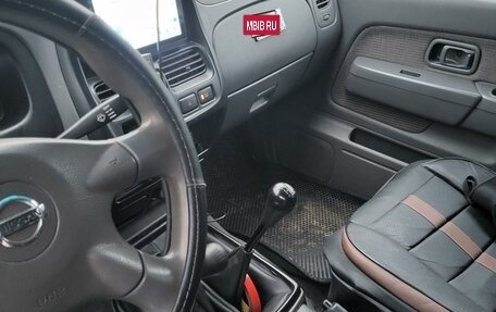 Nissan NP300, 2008 год, 1 200 000 рублей, 3 фотография