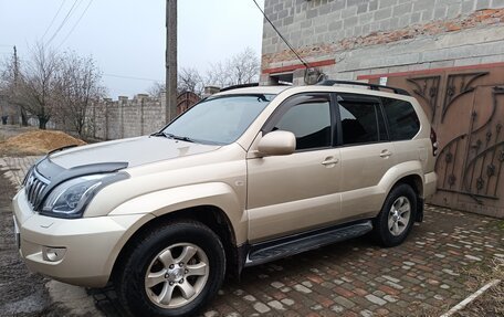 Toyota Land Cruiser Prado 120 рестайлинг, 2007 год, 2 450 000 рублей, 5 фотография