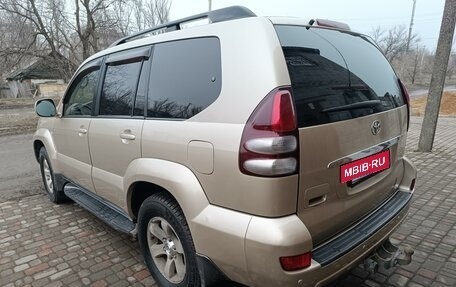 Toyota Land Cruiser Prado 120 рестайлинг, 2007 год, 2 450 000 рублей, 6 фотография