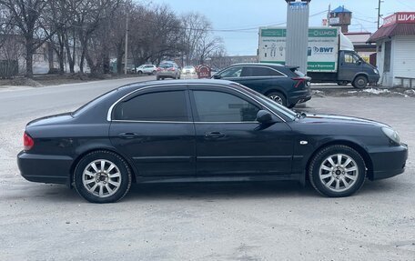 Hyundai Sonata IV рестайлинг, 2004 год, 400 000 рублей, 3 фотография