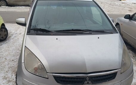 Mitsubishi Colt VI рестайлинг, 2004 год, 350 000 рублей, 6 фотография