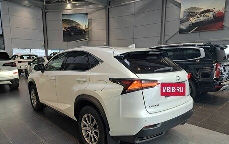 Lexus NX I, 2017 год, 2 865 000 рублей, 8 фотография